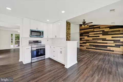 Kitchen - 509 Barksdale Rd, Joppa, MD 21085 photo 3 of 3