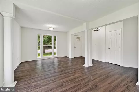 Entry Way - 509 Barksdale Rd, Joppa, MD 21085 photo 1 of 4