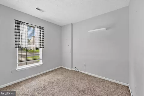 Bedroom - 509 Barksdale Rd, Joppa, MD 21085 photo 4 of 4