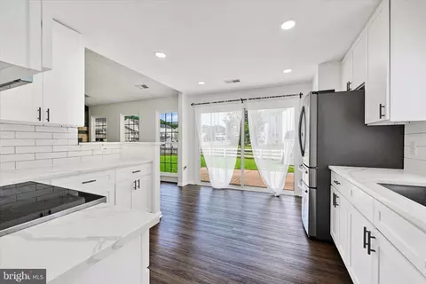 Kitchen - 509 Barksdale Rd, Joppa, MD 21085 photo 2 of 3