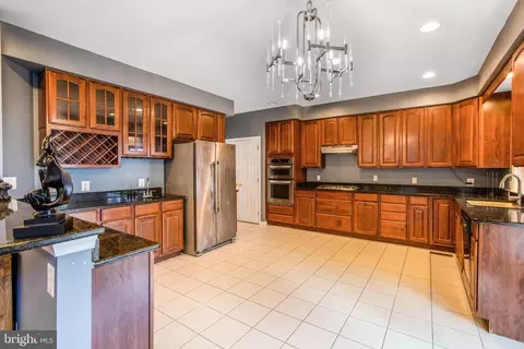 Kitchen - 10 Fallston View Ct, Fallston, MD 21047 photo 2 of 5