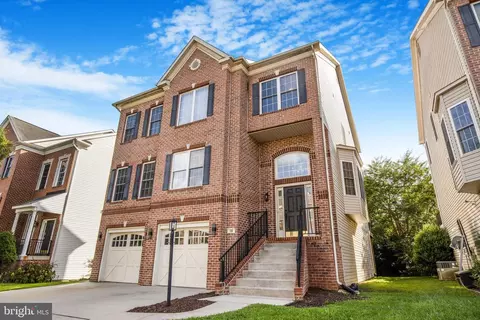 Exterior - 10 Fallston View Ct, Fallston, MD 21047 photo 4 of 15