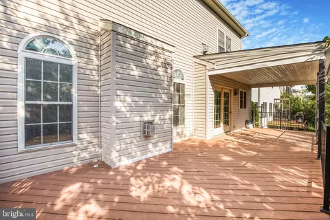 Exterior - 10 Fallston View Ct, Fallston, MD 21047 photo 7 of 15