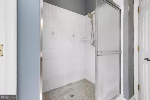 Bath - 10 Fallston View Ct, Fallston, MD 21047 photo 5 of 6
