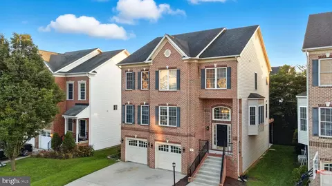 Exterior - 10 Fallston View Ct, Fallston, MD 21047 photo 6 of 15