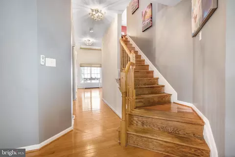 Entry Way - 10 Fallston View Ct, Fallston, MD 21047 photo 5 of 7