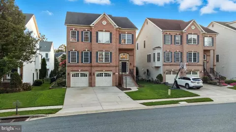 Exterior - 10 Fallston View Ct, Fallston, MD 21047 photo 5 of 15