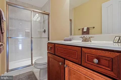 Bath - 3311 Pritchett Ln, Fallston, MD 21047 photo 2 of 6