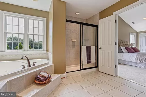 Bath - 3311 Pritchett Ln, Fallston, MD 21047 photo 5 of 6