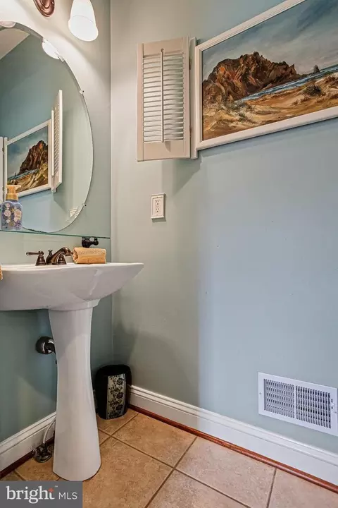 Bath - 3311 Pritchett Ln, Fallston, MD 21047 photo 1 of 6