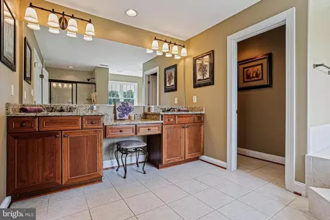 Bath - 3311 Pritchett Ln, Fallston, MD 21047 photo 4 of 6