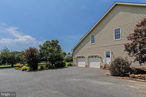 Exterior - 3311 Pritchett Ln, Fallston, MD 21047 photo 2 of 6