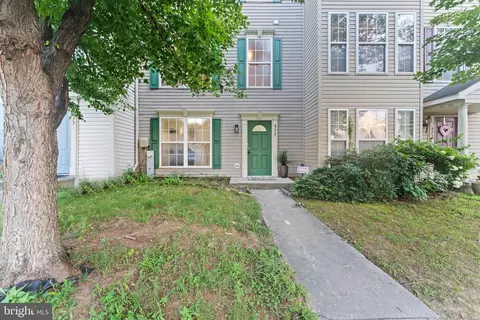 975 Pirates Ct, Edgewood, MD 21040