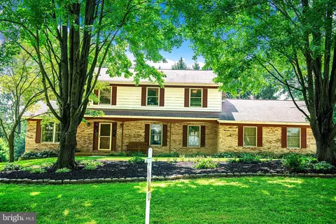 2215 Furnace Rd, Fallston, MD 21047