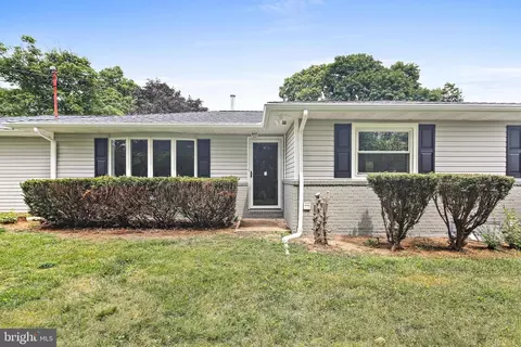 1516 Singer Rd, Joppa, MD 21085 photo 2