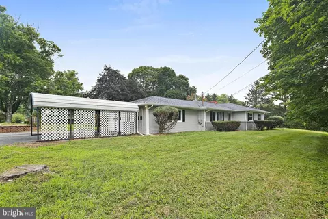 1516 Singer Rd, Joppa, MD 21085 photo 3