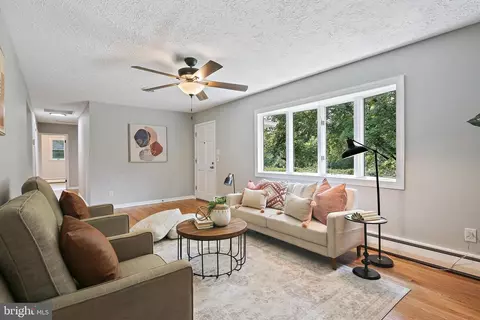 1516 Singer Rd, Joppa, MD 21085 photo 6