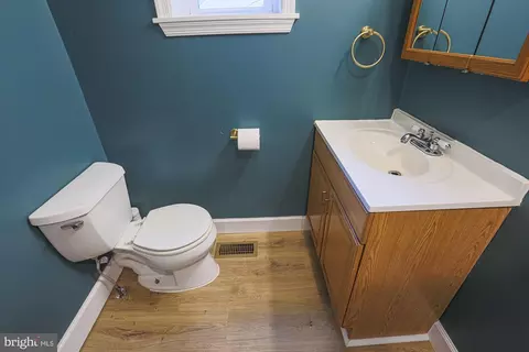 Bath - 1516 Castleton Rd, Darlington, MD 21034 photo 1 of 1