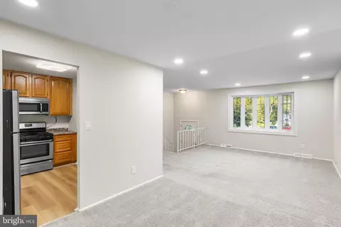 Living - 126 Doncaster Rd, Joppa, MD 21085 photo 2 of 2