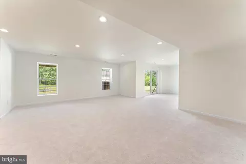 Living - 1316 Emmaus Ct, Joppa, MD 21085 photo 4 of 4