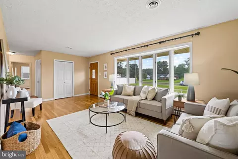 Living - 100 Mountain Rd, Fallston, MD 21047 photo 2 of 3