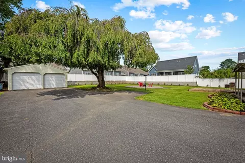Exterior - 100 Mountain Rd, Fallston, MD 21047 photo 4 of 9