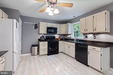 Kitchen - 1019 Mariner Rd, Joppa, MD 21085 photo 1 of 2
