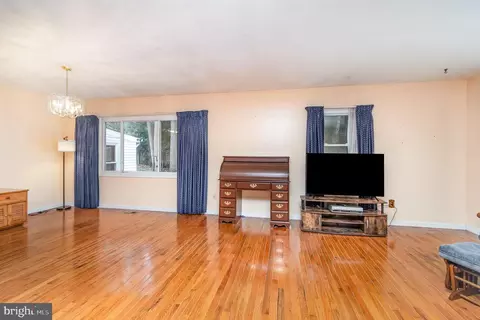 429 Acadia Dr, Joppa, MD 21085 photo 6