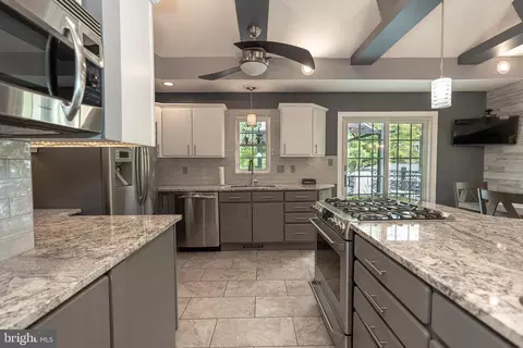 Kitchen - 3809 Hazel Ct, Abingdon, MD 21009 photo 1 of 2