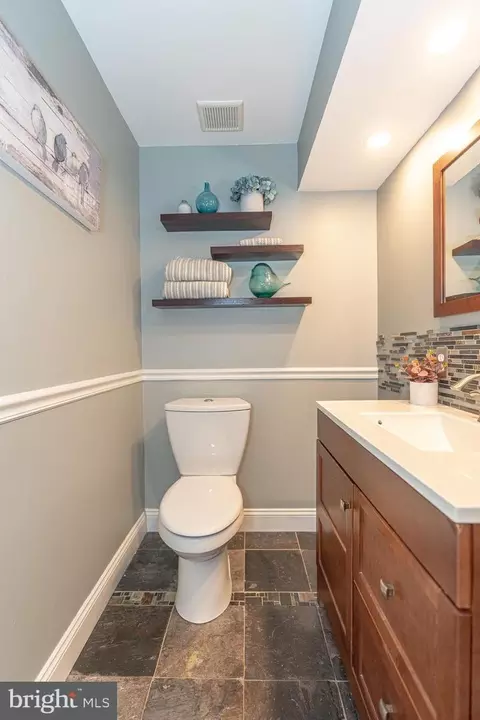 Bath - 3809 Hazel Ct, Abingdon, MD 21009 photo 2 of 2