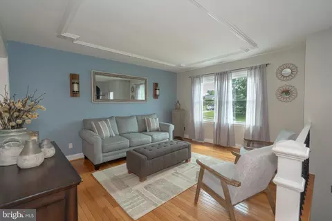 Living - 3809 Hazel Ct, Abingdon, MD 21009 photo 1 of 1