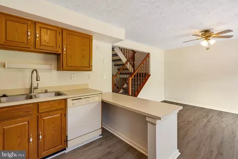 Kitchen - 3322 Racoon Ct, Abingdon, MD 21009 photo 4 of 4
