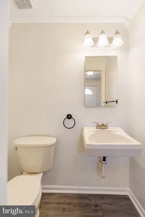 Bath - 3322 Racoon Ct, Abingdon, MD 21009 photo 1 of 3
