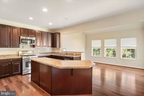 Kitchen - 196 Brittany Dr, Joppa, MD 21085 photo 2 of 3