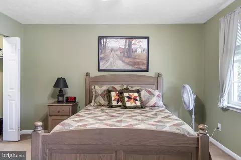 Bedroom - 332 Ponfield Rd E, Forest Hill, MD 21050 photo 2 of 6