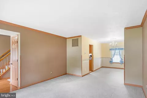 Living - 332 Ponfield Rd E, Forest Hill, MD 21050 photo 2 of 2