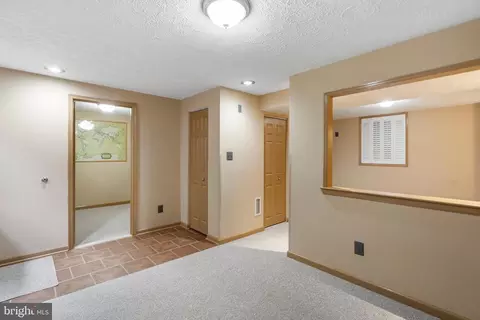 Entry Way - 332 Ponfield Rd E, Forest Hill, MD 21050 photo 7 of 8