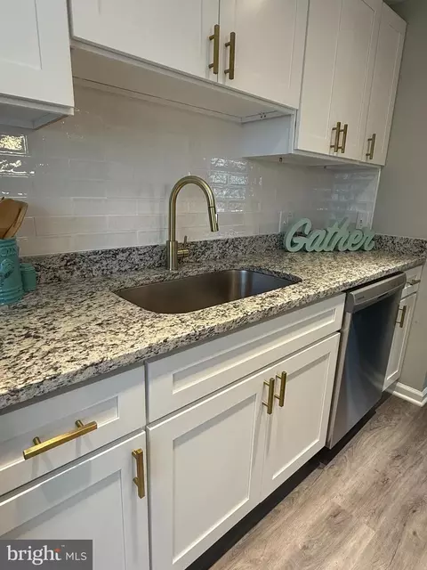Kitchen - 737 Shore Dr, Joppa, MD 21085 photo 8 of 11