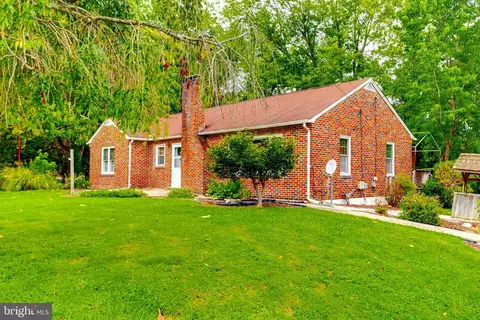 Exterior - 1405 Pomeroy Ave, Abingdon, MD 21009 photo 2 of 9