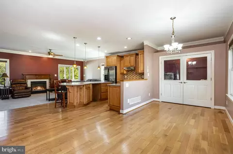 2515 Mountain Rd, Joppa, MD 21085 photo 9