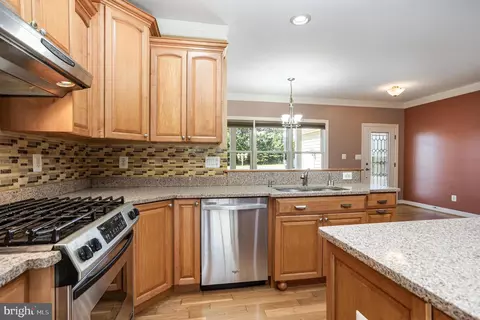 2515 Mountain Rd, Joppa, MD 21085 photo 6