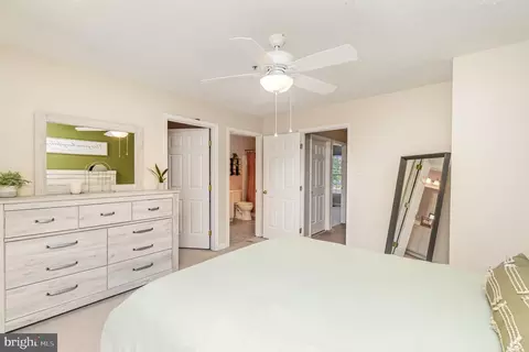 Bedroom - 425 Greentree Cir, Abingdon, MD 21009 photo 3 of 10