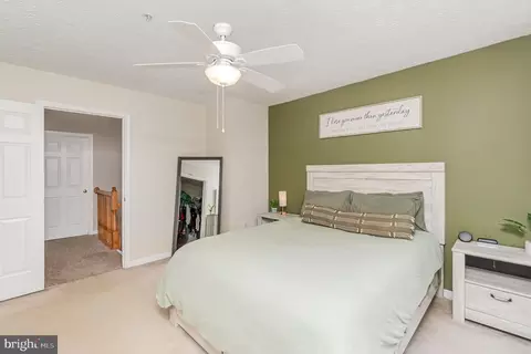 Bedroom - 425 Greentree Cir, Abingdon, MD 21009 photo 2 of 10