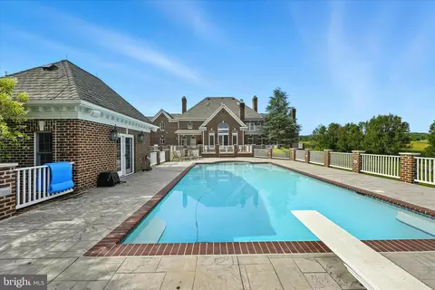 Exterior - 2258 Baldwin Mill Rd, Fallston, MD 21047 photo 4 of 5