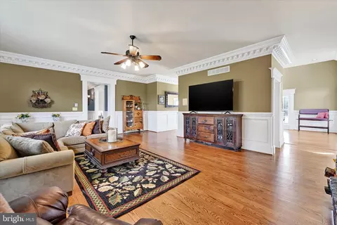 Living - 2258 Baldwin Mill Rd, Fallston, MD 21047 photo 5 of 6
