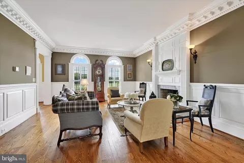 Living - 2258 Baldwin Mill Rd, Fallston, MD 21047 photo 2 of 6