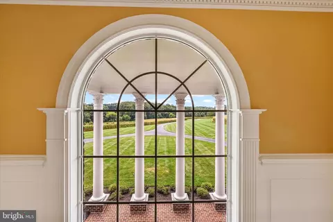 Entry Way - 2258 Baldwin Mill Rd, Fallston, MD 21047 photo 5 of 8