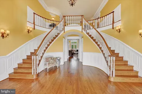 Entry Way - 2258 Baldwin Mill Rd, Fallston, MD 21047 photo 4 of 8