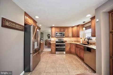 Kitchen - 2955 Margate Ct, Abingdon, MD 21009 photo 2 of 5
