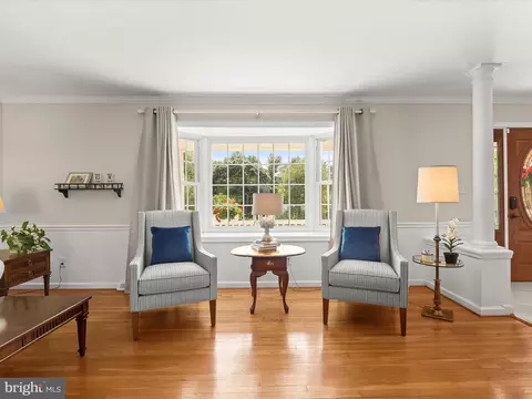 Living - 2123 Round Hill Rd, Fallston, MD 21047 photo 3 of 7